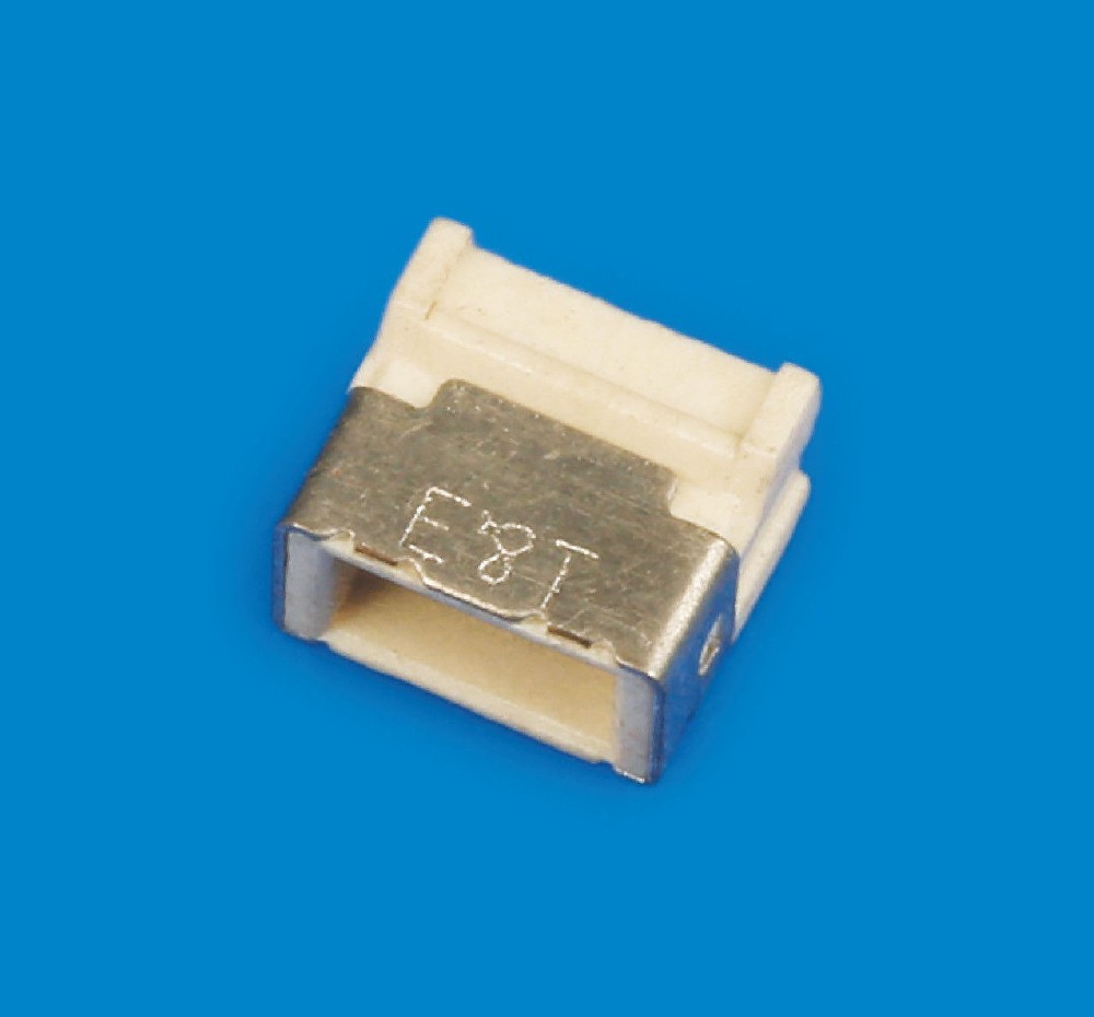 1.0-3P 帶扣金屬殼